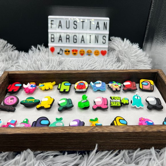 Accessories - NEW 28 PC Robots/UFO Shoe Charms for Crocs, Purses, Bracelets, Wristbands, &More
